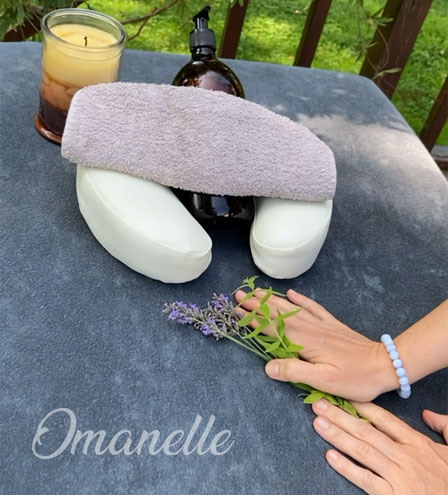 invitation au bien être sur table de massage